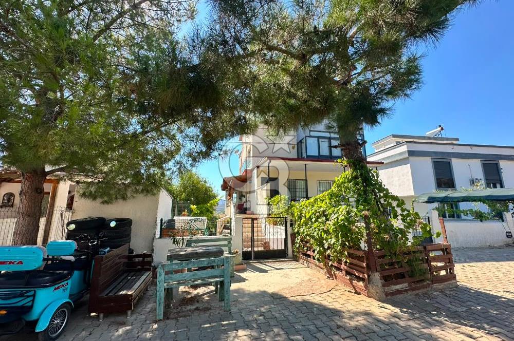 Seferihisar Mersinalanı'nda Deniz ve Doğa Manzaralı, Müstakil Ev