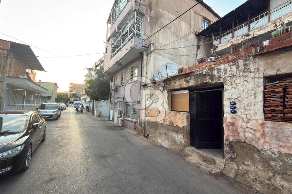 BAYRAKLI KOMPLE SATILIK EV VE ARSASI