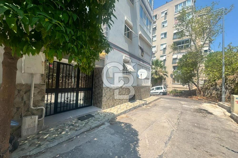 Çiğli  Tadilatlı Satılık 3+1 Daire