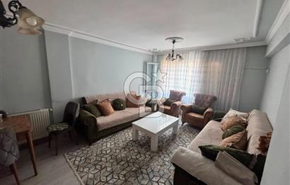 Çiğli  Tadilatlı Satılık 3+1 Daire