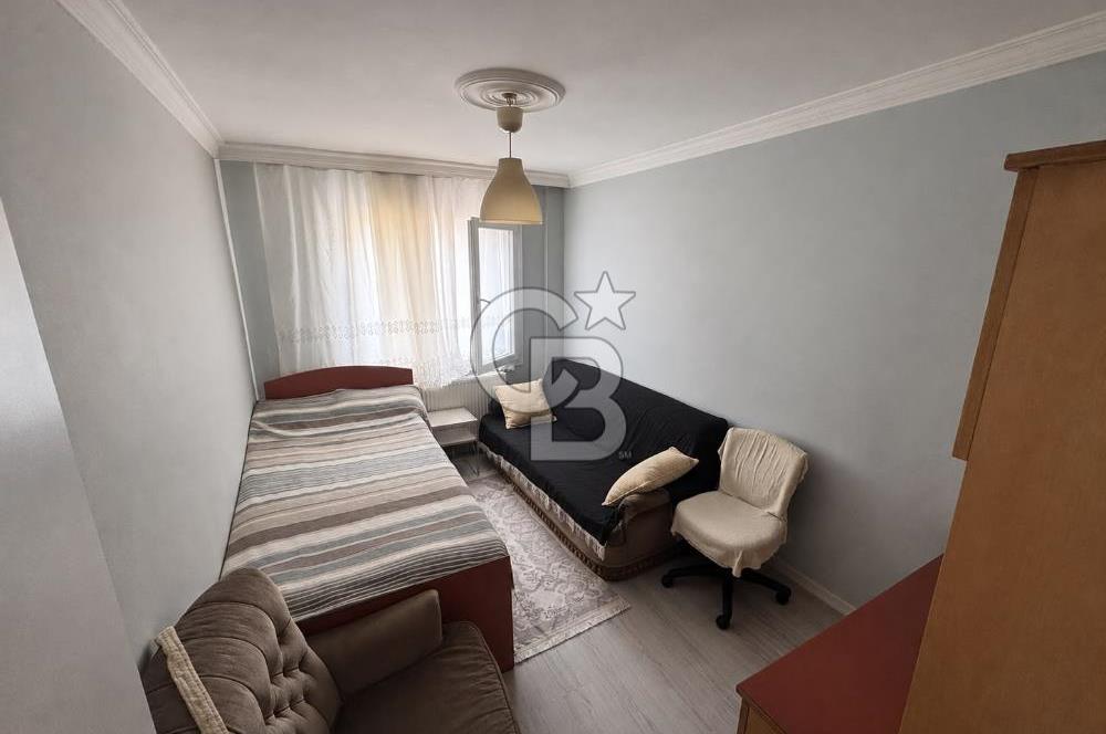 Çiğli  Tadilatlı Satılık 3+1 Daire