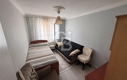 Çiğli  Tadilatlı Satılık 3+1 Daire