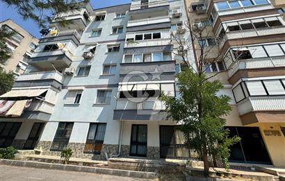 Çiğli  Tadilatlı Satılık 3+1 Daire