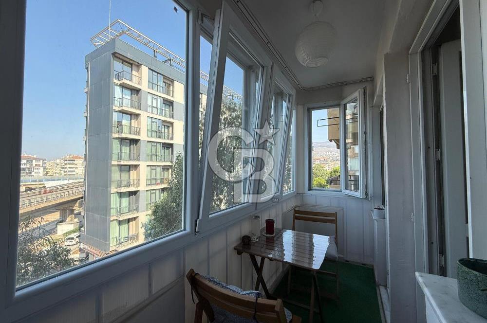 BORNOVA KÜÇÜKPARK YAKINI CADDE ÜZERİNDE SATILIK 3+1 DAİRE