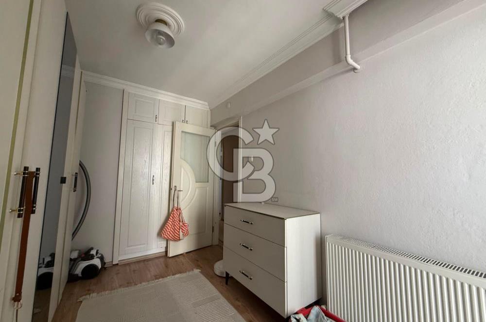 BORNOVA KÜÇÜKPARK YAKINI CADDE ÜZERİNDE SATILIK 3+1 DAİRE