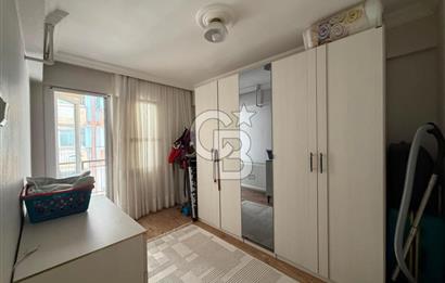 BORNOVA KÜÇÜKPARK YAKINI CADDE ÜZERİNDE SATILIK 3+1 DAİRE