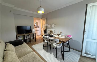BORNOVA KÜÇÜKPARK YAKINI CADDE ÜZERİNDE SATILIK 3+1 DAİRE