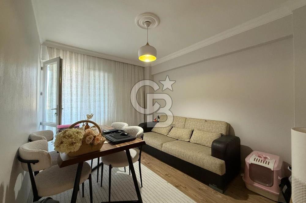 BORNOVA KÜÇÜKPARK YAKINI CADDE ÜZERİNDE SATILIK 3+1 DAİRE