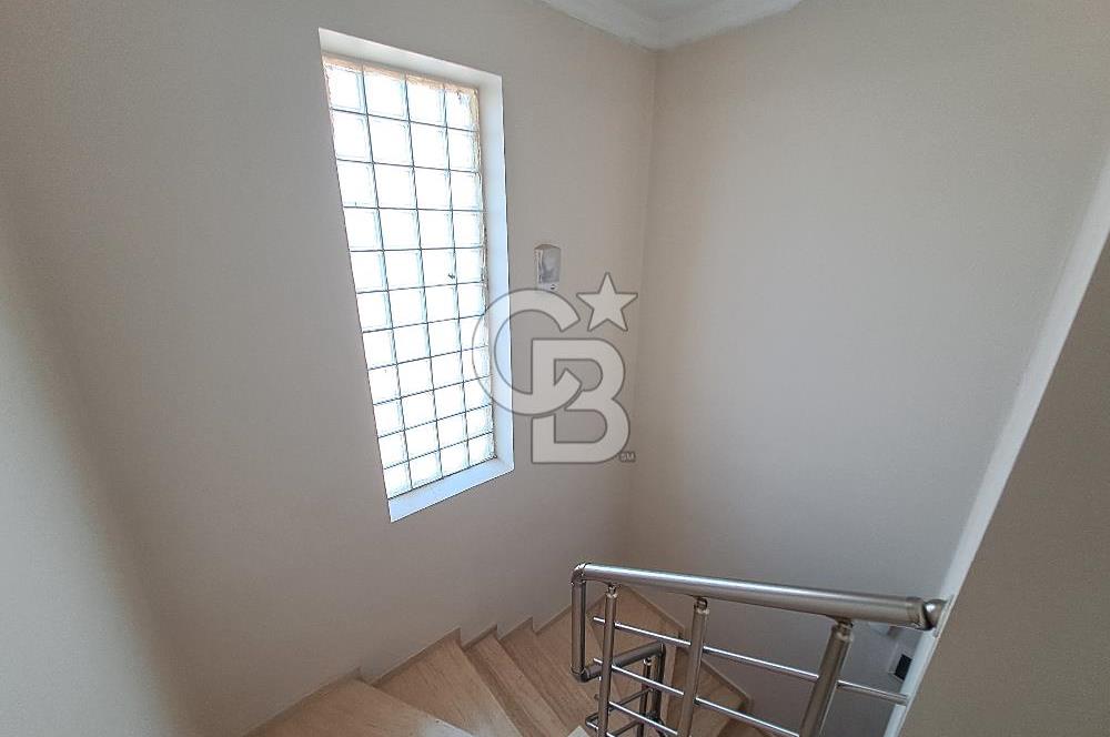 Sincan Alcıda Satılık 4+1 Geniş Bahçeli İkiz Villa