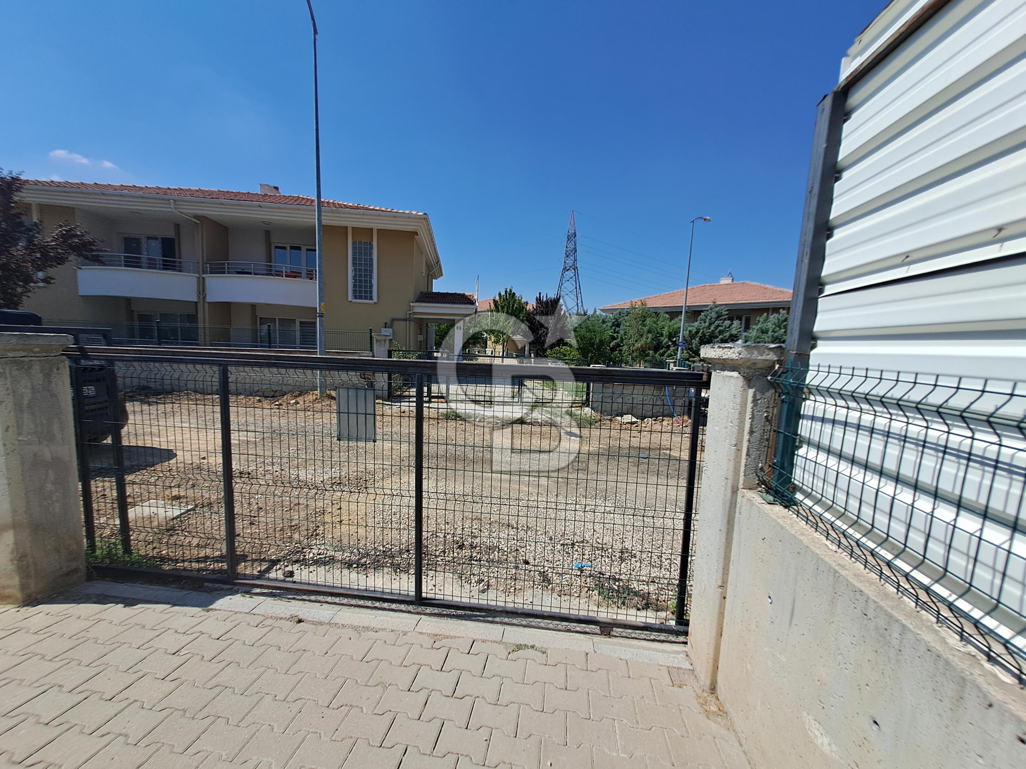 Sincan Alcıda Satılık 4+1 Geniş Bahçeli İkiz Villa