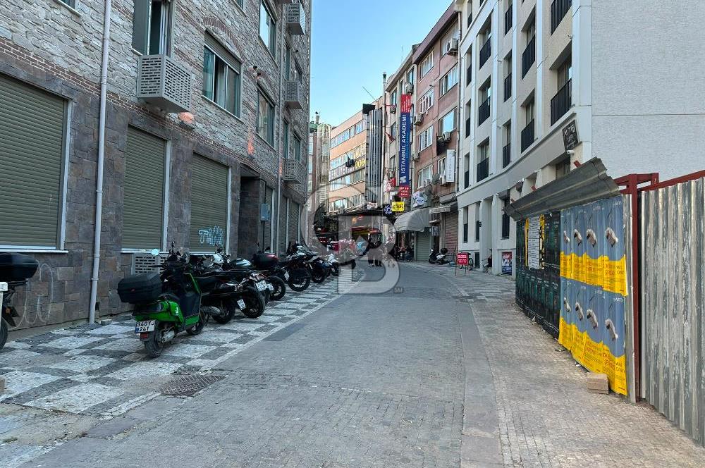 KADİKÖY OSMANAGA MAH SIFIR 3+1 KONUT ve İŞYERİNE UYGUN DAİRE