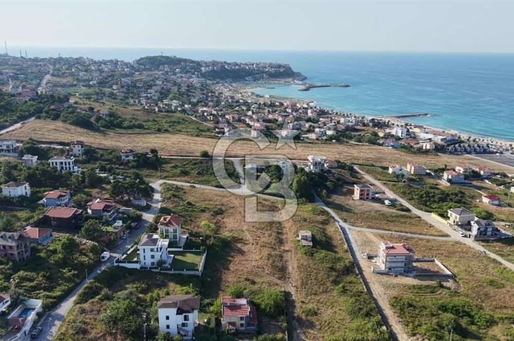 KARABURUN'DA DENİZ MANZARALI SATILIK ARSA