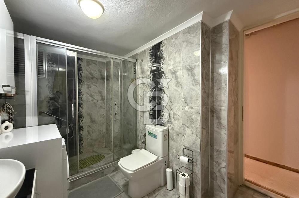 BORNOVA KÜÇÜKPARK YAKINI CADDE ÜZERİNDE SATILIK 3+1 DAİRE