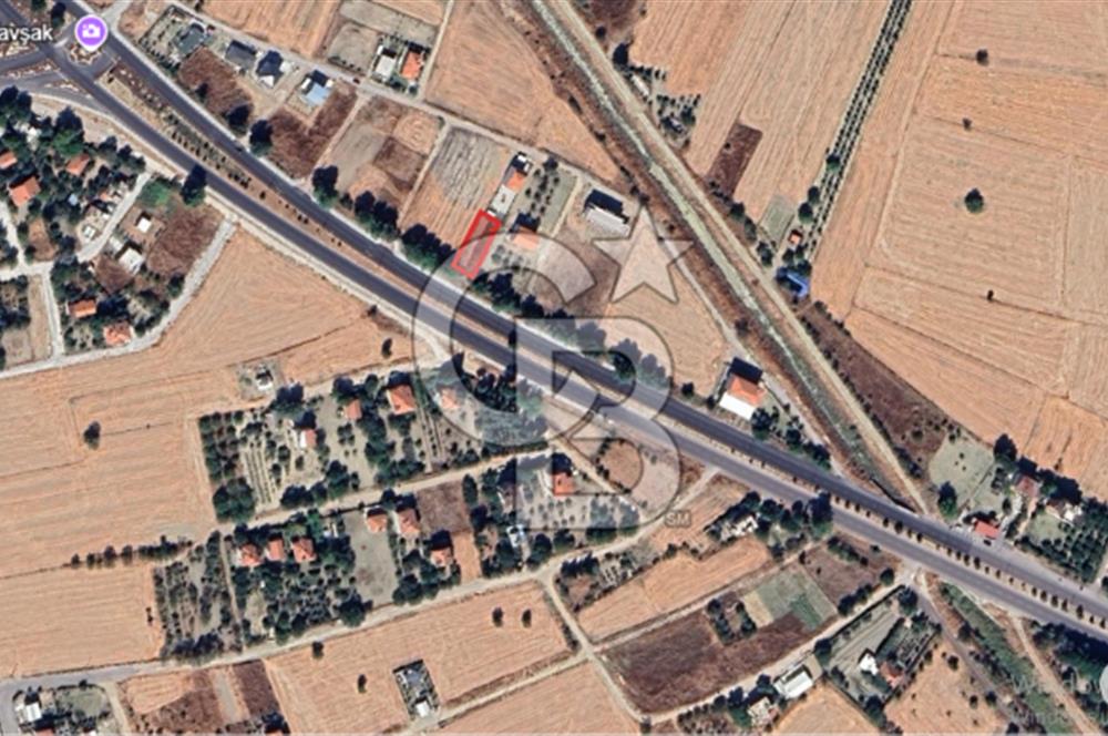 BUCAK KIZILKAYADA SATILIK CADDE ÜZERİ ARSA