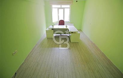CB OPİA'DAN İSMETPAŞA CADDESİNDE SATILIK OFİS !