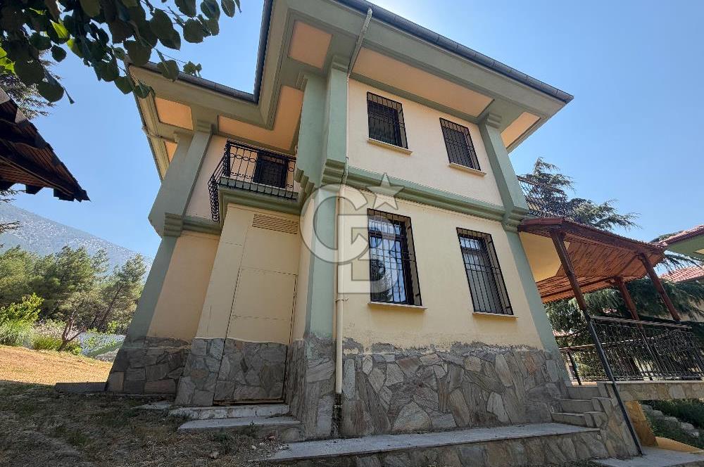 Cankurtaranda Doğayla içiçe Satılık Villa