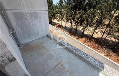 Kemalpaşa Sütçüler'de Site İçi, Geniş Bahçeli Sıfır Lüks Villa