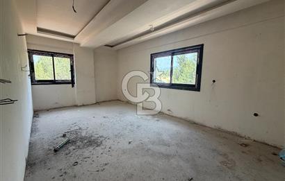 Kemalpaşa Sütçüler'de Site İçi, Geniş Bahçeli Sıfır Lüks Villa