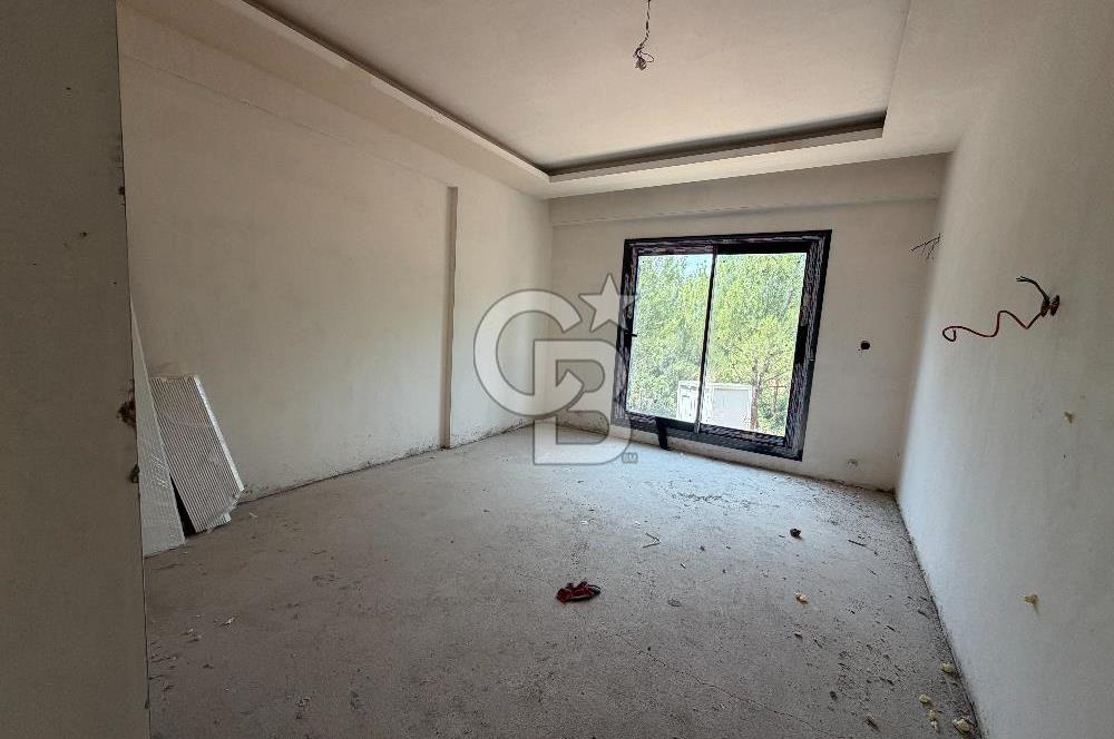 Kemalpaşa Sütçüler'de Site İçi, Geniş Bahçeli Sıfır Lüks Villa