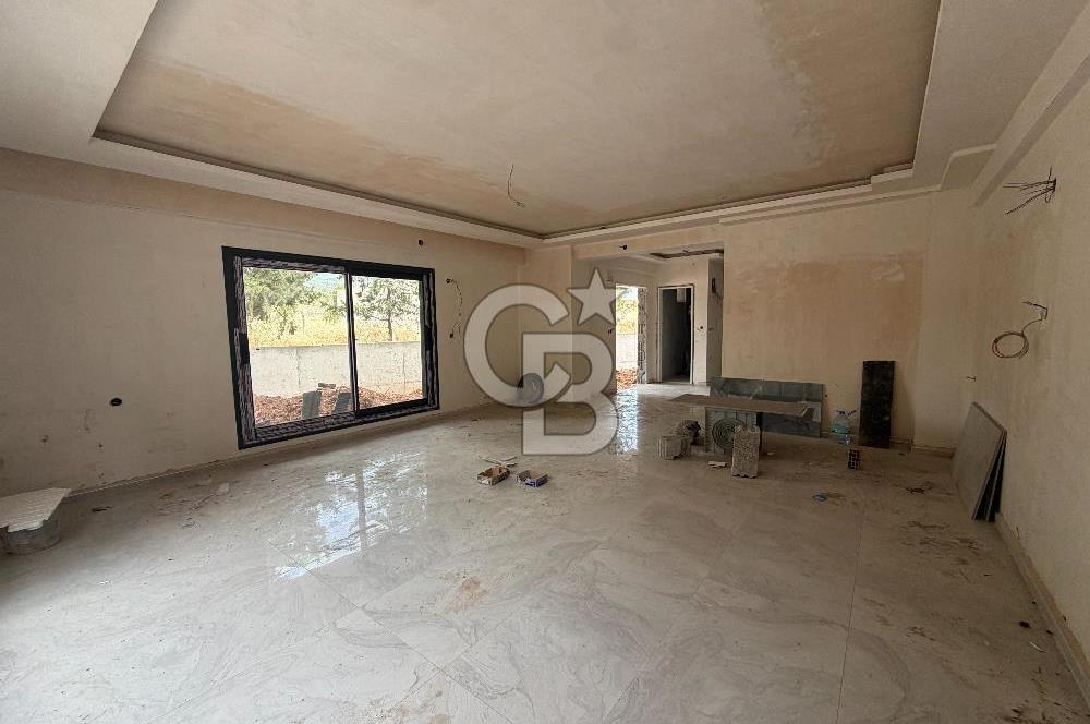 Kemalpaşa Sütçüler'de Site İçi, Geniş Bahçeli Sıfır Lüks Villa