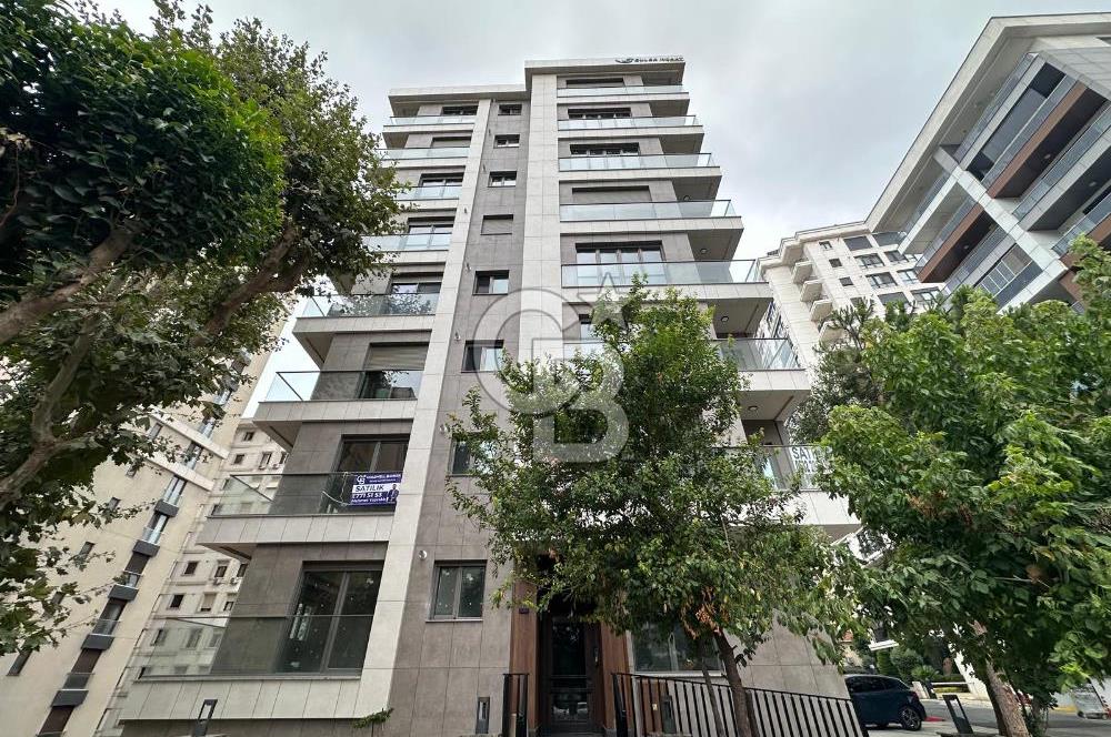 FENERBAHÇEDE 3+1 ÖNÜ AÇIK SAHİLE VE BAĞDAT CADDESİNE YAKIN DAİRE