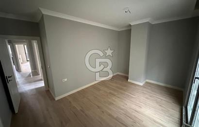 FENERBAHÇEDE 3+1 ÖNÜ AÇIK SAHİLE VE BAĞDAT CADDESİNE YAKIN DAİRE