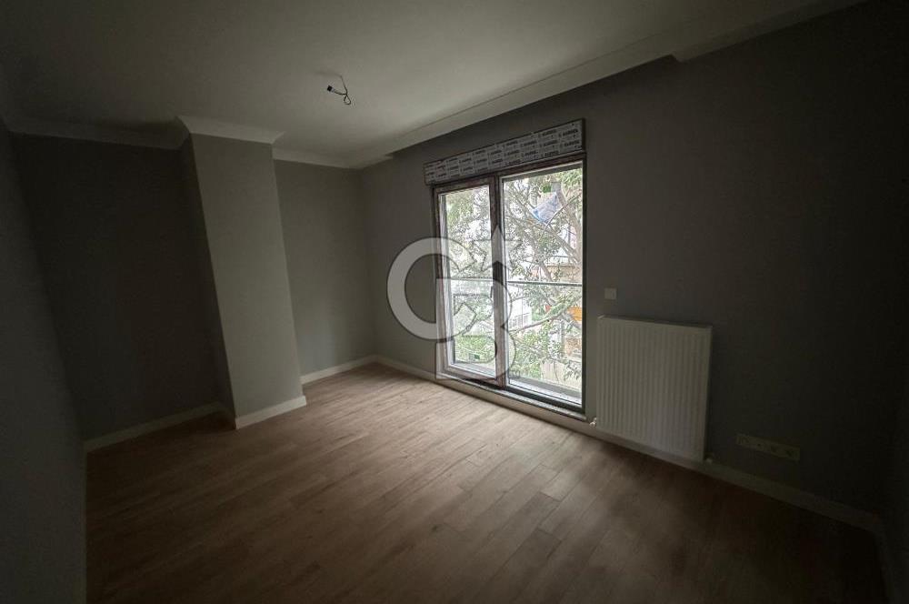 FENERBAHÇEDE 3+1 ÖNÜ AÇIK SAHİLE VE BAĞDAT CADDESİNE YAKIN DAİRE