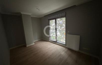 FENERBAHÇEDE 3+1 ÖNÜ AÇIK SAHİLE VE BAĞDAT CADDESİNE YAKIN DAİRE