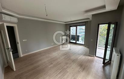 FENERBAHÇEDE 3+1 ÖNÜ AÇIK SAHİLE VE BAĞDAT CADDESİNE YAKIN DAİRE