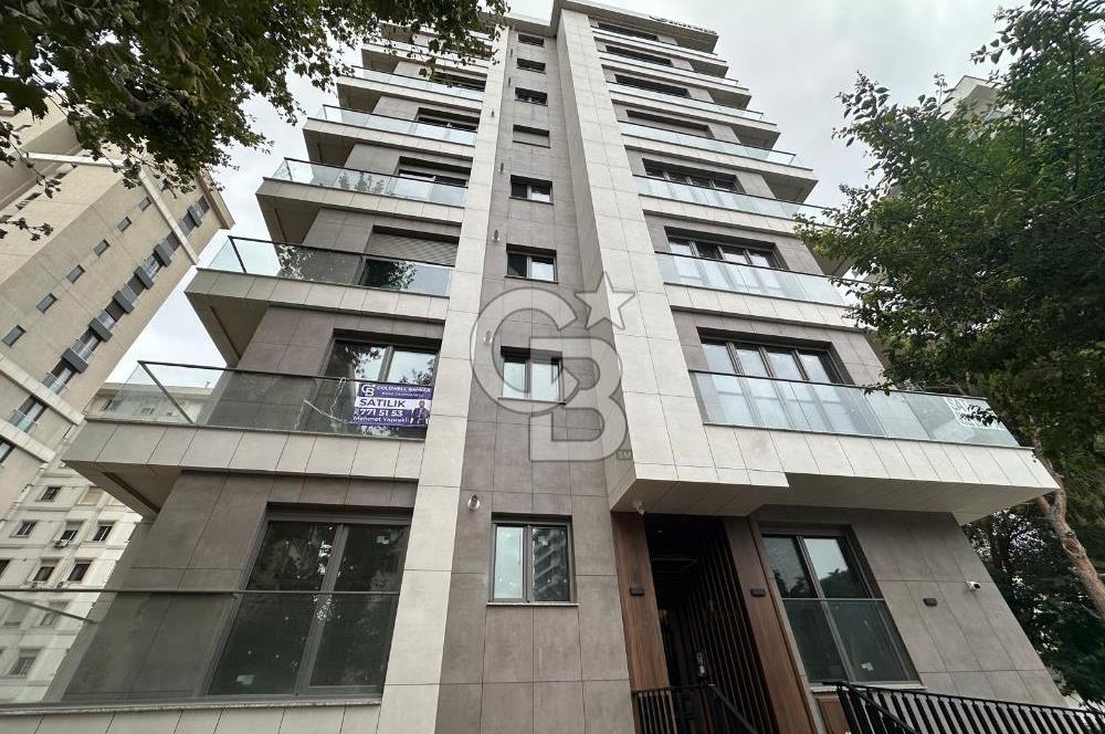 FENERBAHÇEDE 3+1 ÖNÜ AÇIK SAHİLE VE BAĞDAT CADDESİNE YAKIN DAİRE