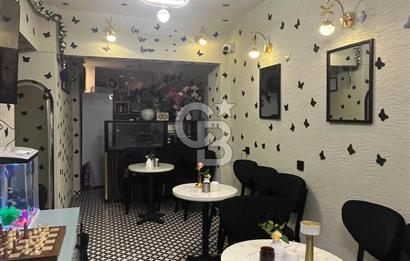 Kadıköy Caferağa’nın en hareketli ve keyifli lokasyonlarından birinde, hazır kurulu düzeniyle devren kiralık kafe fırsatı.