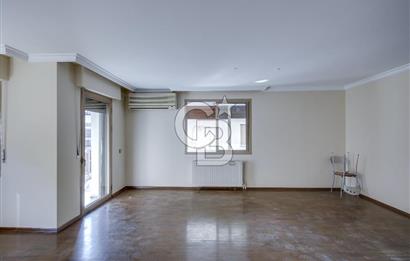 TEOKTAN | GÜL SOKAKTA OTOPARKLI 3+1 142 M² NET ARA KAT DAİRE
