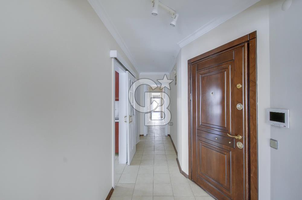 TEOKTAN | GÜL SOKAKTA OTOPARKLI 3+1 142 M² NET ARA KAT DAİRE