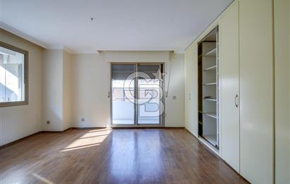 TEOKTAN | GÜL SOKAKTA OTOPARKLI 3+1 142 M² NET ARA KAT DAİRE