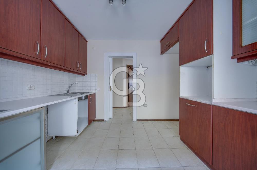 TEOKTAN | GÜL SOKAKTA OTOPARKLI 3+1 142 M² NET ARA KAT DAİRE