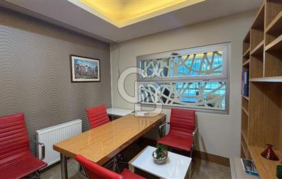 Çekmeköy Merkezde Çok Özel Dizayn 150 m2 Kiralık Eşyalı Ofis