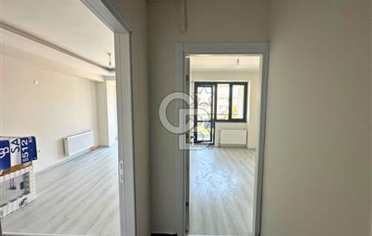 Çanakkale Lapseki Pazar Yeni Yanı Cadde Cephe Sıfır 1+1 Daire