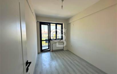 Çanakkale Lapseki Pazar Yeni Yanı Cadde Cephe Sıfır 1+1 Daire
