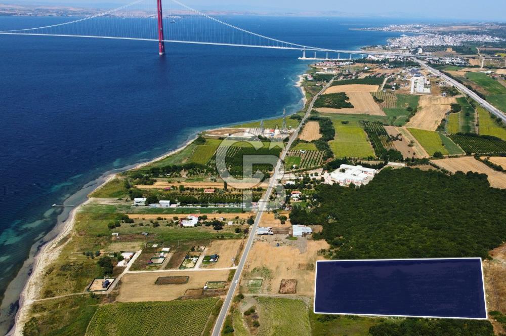 Çanakkale Lapseki Suluca'da Etrafı Orman Boğaz Manzaralı Arazi