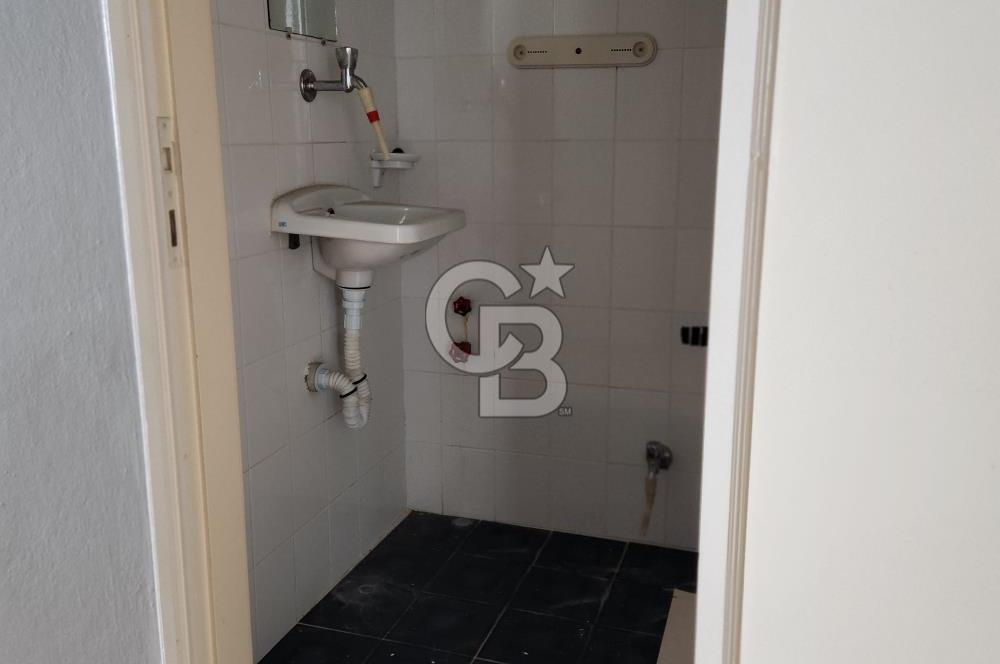 CİHAT KORA LİSESİ İLE BAŞKENT HASTANESİ ARASI SATILIK 3+1 DAİRE