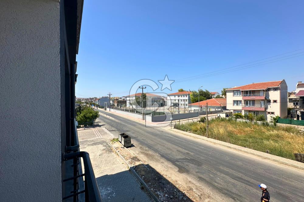 Çanakkale Lapseki Pazar Yeni Yanı Cadde Cephe Sıfır 1+1 Daire