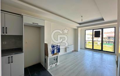 Çanakkale Lapseki Pazar Yeni Yanı Cadde Cephe Sıfır 1+1 Daire