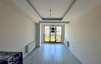 Çanakkale Lapseki Pazar Yeni Yanı Cadde Cephe Sıfır 1+1 Daire