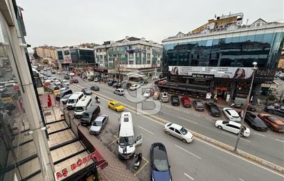Çekmeköy Merkezde Çok Özel Dizayn 150 m2 Kiralık Eşyalı Ofis