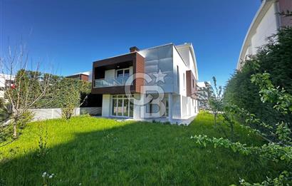 ALACAATLI KARDELENKÖY SİTESİNDE KİRALIK 6+2 LUX VILLA