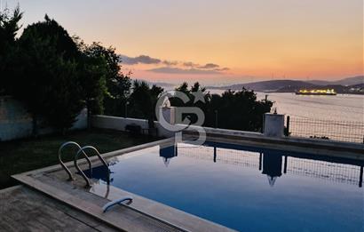 DENİZ MANZARALI | ÖZEL HAVUZLU | 330 m² ARSA İÇİNDE MÜSTAKİL VİLLA