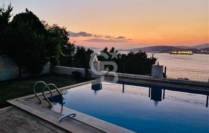 DENİZ MANZARALI | ÖZEL HAVUZLU | 330 m² ARSA İÇERİSİNDE VİLLA