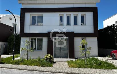 ALACAATLI KARDELENKÖY SİTESİNDE KİRALIK 6+2 LUX VILLA