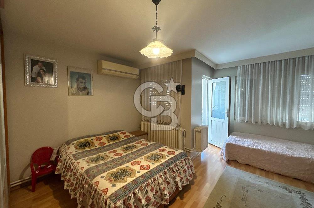 Ayvalık Ali Çetinkaya'da Deniz Manzaralı Satılık 3+1 Daire
