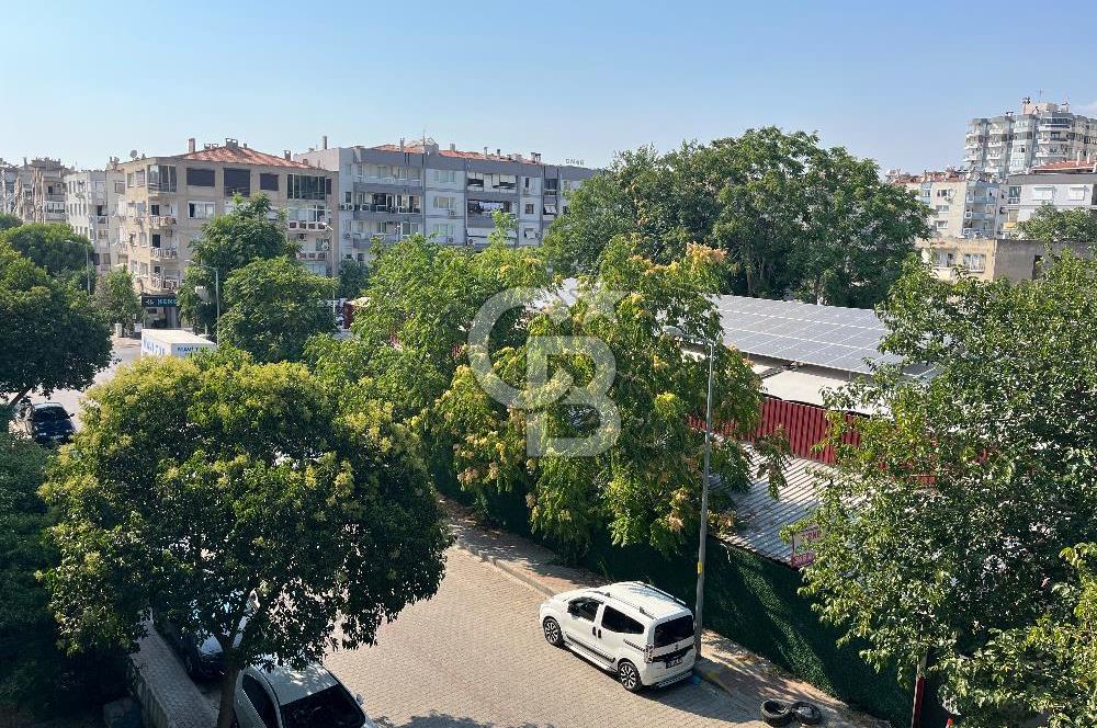 Karşıyaka Bahçelievler Mh. Kiralık Önü Açık Ferah 3+1 Daire